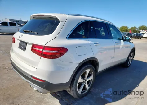 2018 Mercedes-Benz Glc 300 from USA, damaged, VIN WDC0G4JB6JV032257